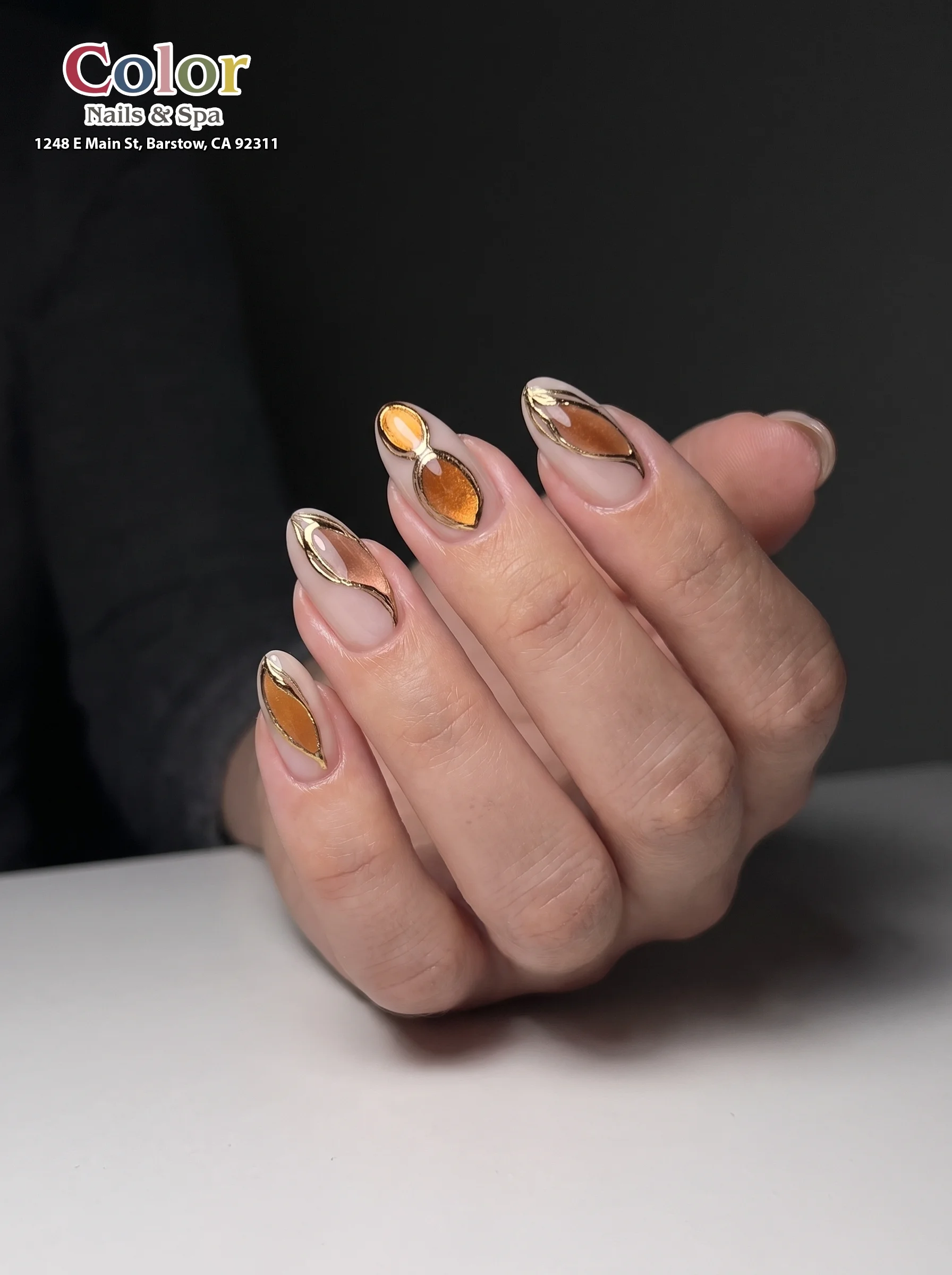 Color Nails & Spa